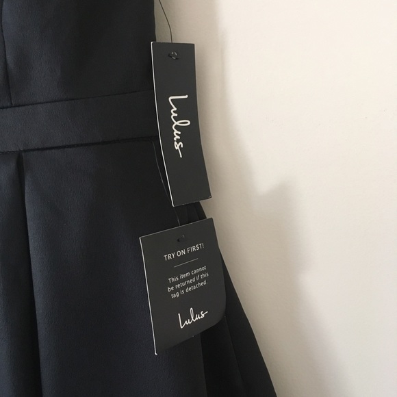 CLOSET CLEAR OUT SALE - NWT Lulu’s black satin cocktail dress - Picture 7 of 11